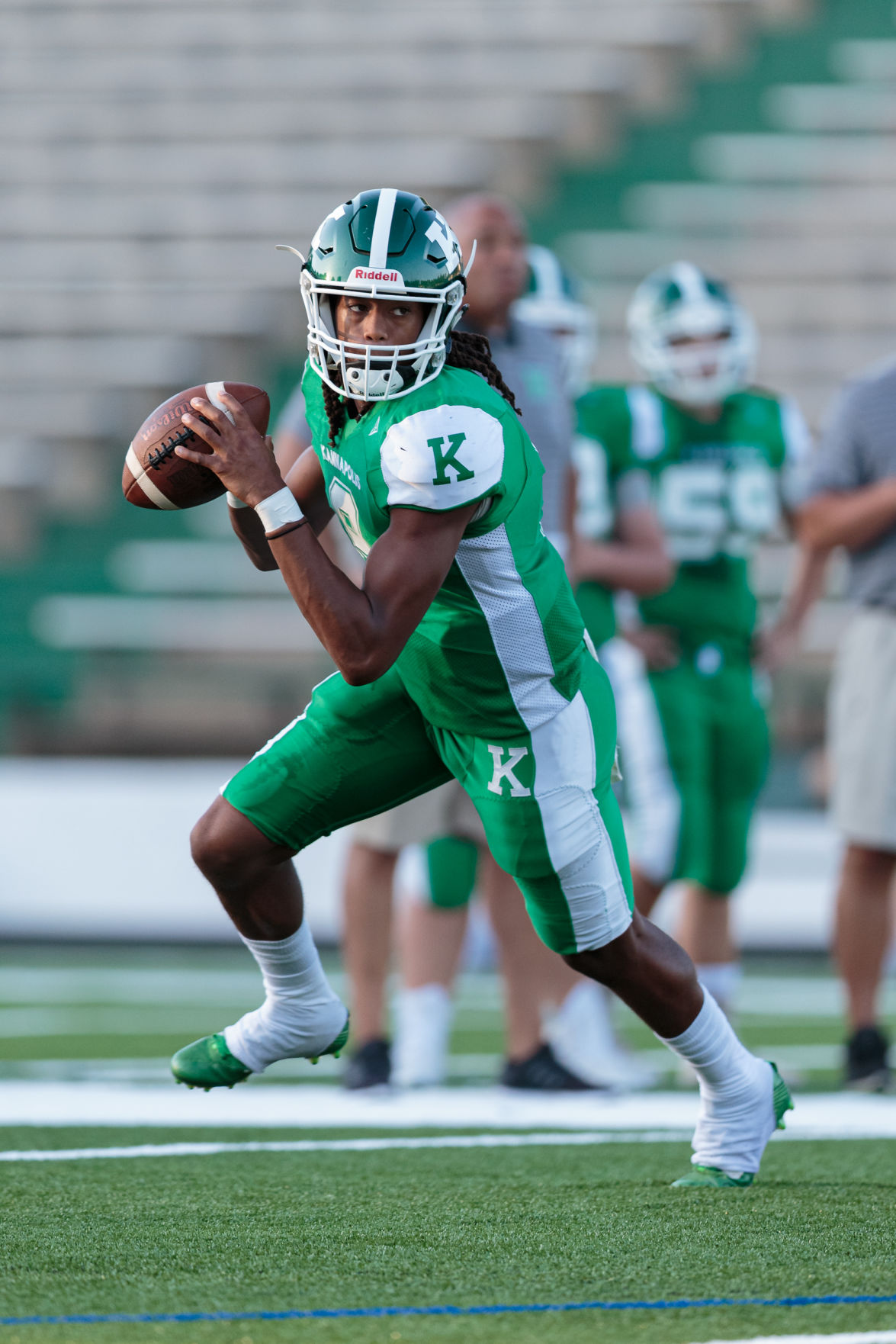 The A.L. Brown Wonders host the Gastonia Ashbrook Greenwave on a brand new field in their season opener.